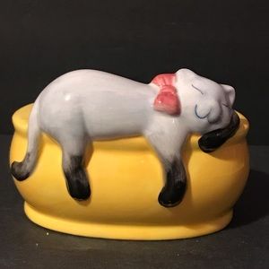 Sleeping Grey Kitty With Pink Bow/ Yellow Bowl/Sponge/Soap/Plant Holder